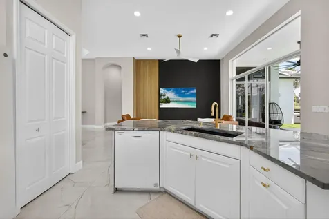6778 Oakmont Way West Palm Beach FL 33412