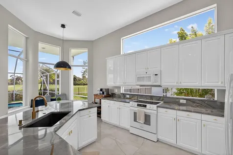 6778 Oakmont Way West Palm Beach FL 33412