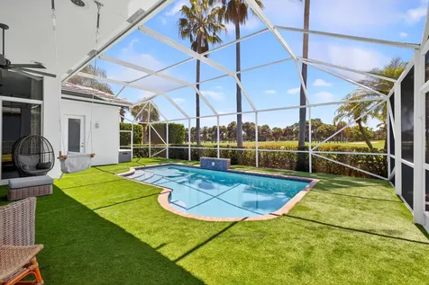 6778 Oakmont Way West Palm Beach FL 33412