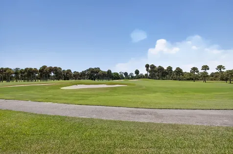 6778 Oakmont Way West Palm Beach FL 33412