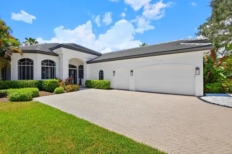 6778 Oakmont Way West Palm Beach FL 33412