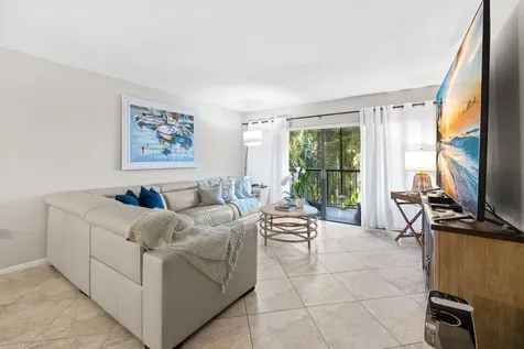 3605 S Ocean Boulevard Palm Beach FL 33480