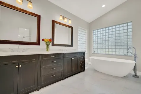 208 Turnberry Court Atlantis FL 33462