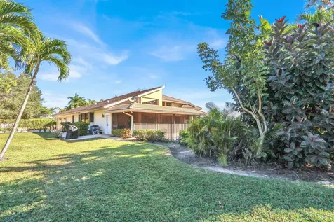 208 Turnberry Court Atlantis FL 33462