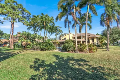 208 Turnberry Court Atlantis FL 33462