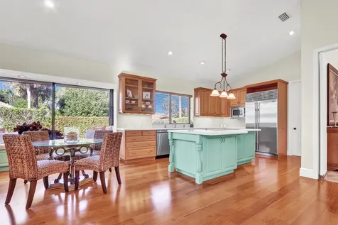 208 Turnberry Court Atlantis FL 33462