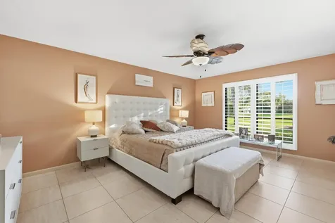 6403 Eastpointe Pines Street Palm Beach Gardens FL 33418