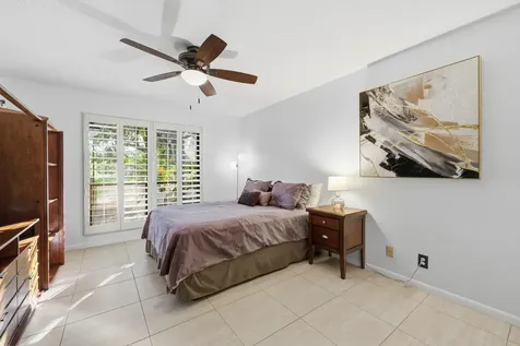 6403 Eastpointe Pines Street Palm Beach Gardens FL 33418