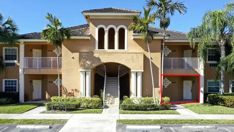 8320 Mulligan Circle Port Saint Lucie FL 34986
