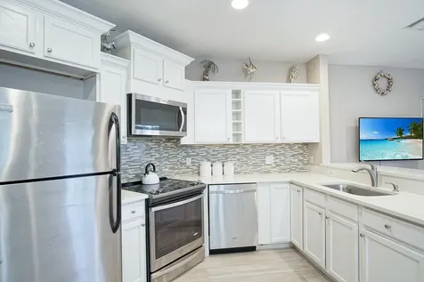 8320 Mulligan Circle Port Saint Lucie FL 34986