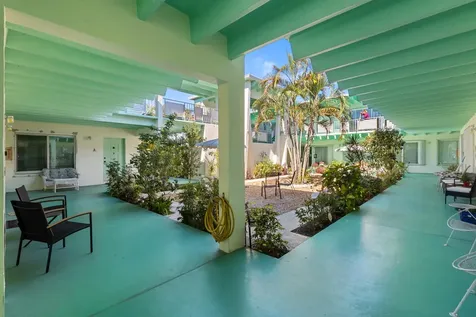 702 N Federal Highway Lake Worth Beach FL 33460