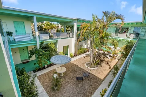 702 N Federal Highway Lake Worth Beach FL 33460