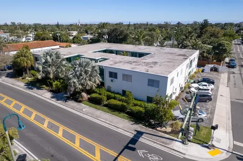 702 N Federal Highway Lake Worth Beach FL 33460