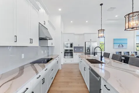 8431 Sw Cantante Way Port Saint Lucie FL 34987