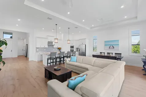 8431 Sw Cantante Way Port Saint Lucie FL 34987