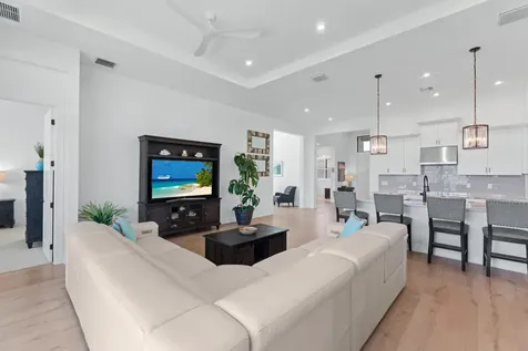 8431 Sw Cantante Way Port Saint Lucie FL 34987