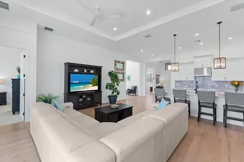 8431 Sw Cantante Way Port Saint Lucie FL 34987