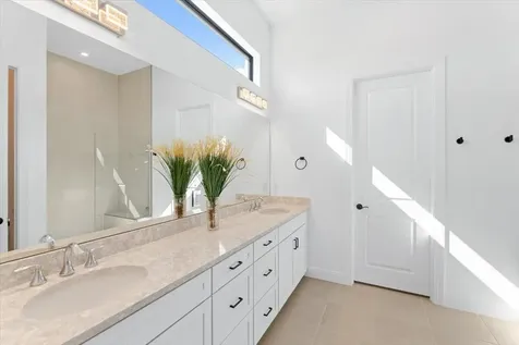 8431 Sw Cantante Way Port Saint Lucie FL 34987