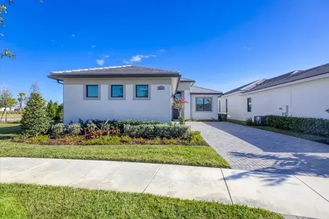 8431 Sw Cantante Way Port Saint Lucie FL 34987
