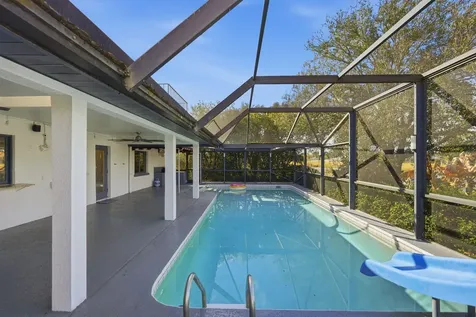 1157 Sw Mirror Lake Cove Port Saint Lucie FL 34986