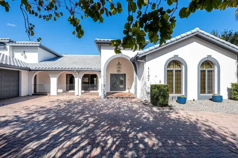 1157 Sw Mirror Lake Cove Port Saint Lucie FL 34986