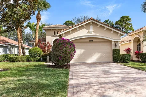 8848 Champions Way Port Saint Lucie FL 34986