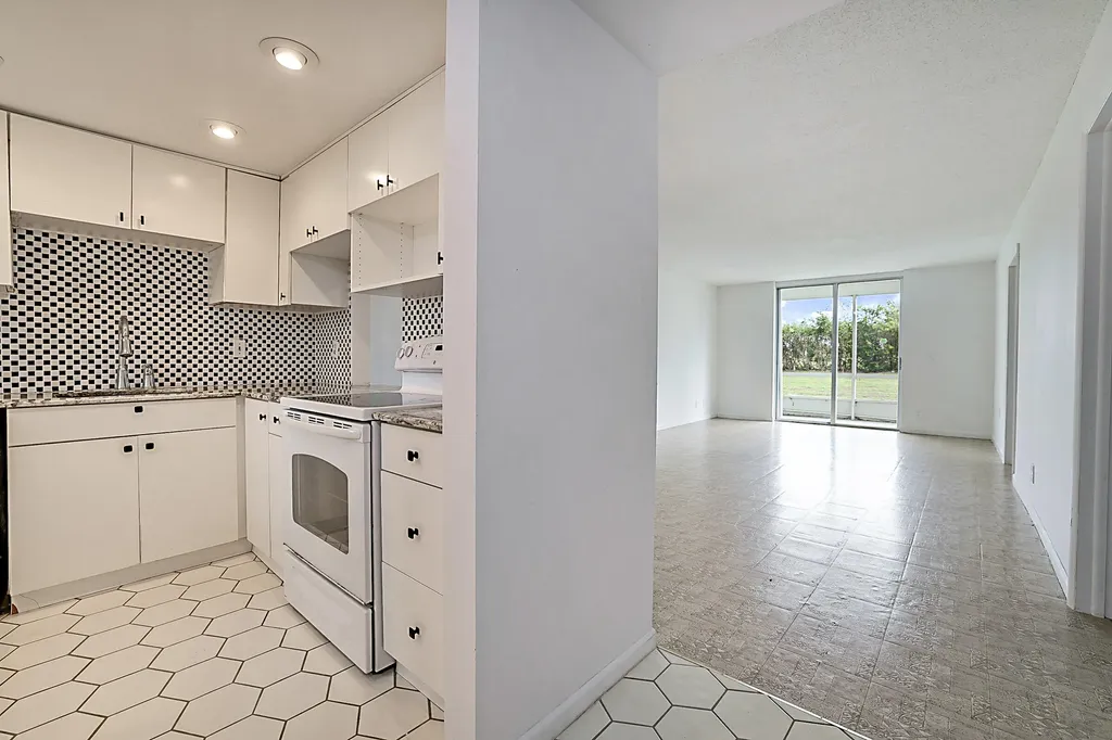 5500 Nw 2nd Avenue Boca Raton FL 33487