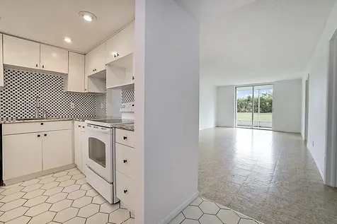 5500 Nw 2nd Avenue Boca Raton FL 33487