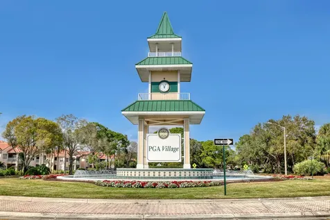 9029 One Putt Place Port Saint Lucie FL 34986