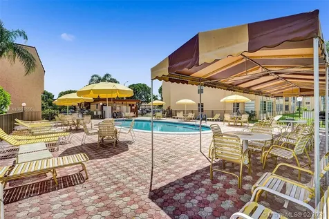 2731 N Pine Island Road Sunrise FL 33322