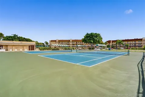2731 N Pine Island Road Sunrise FL 33322