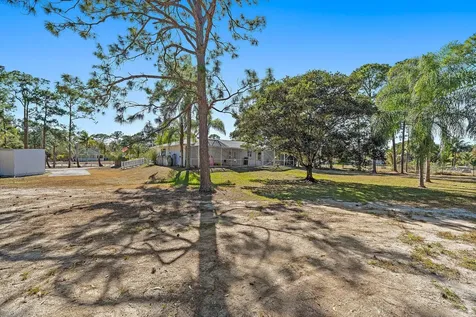18389 N 41st Road Loxahatchee FL 33470