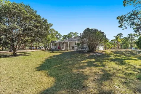 18389 N 41st Road Loxahatchee FL 33470
