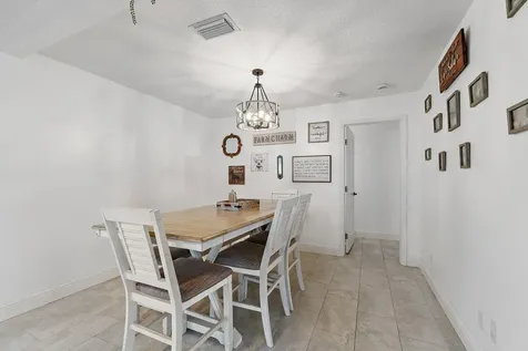 18389 N 41st Road Loxahatchee FL 33470