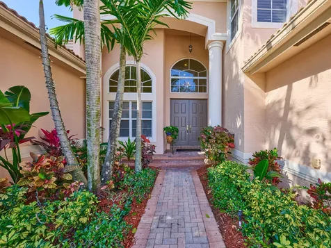 19243 S Creekshore Court Boca Raton FL 33498