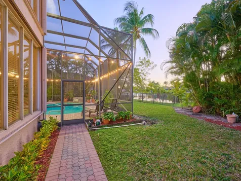 19243 S Creekshore Court Boca Raton FL 33498