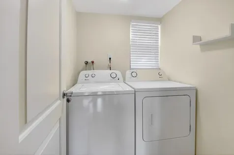 7200 Nw 2nd Avenue Boca Raton FL 33487