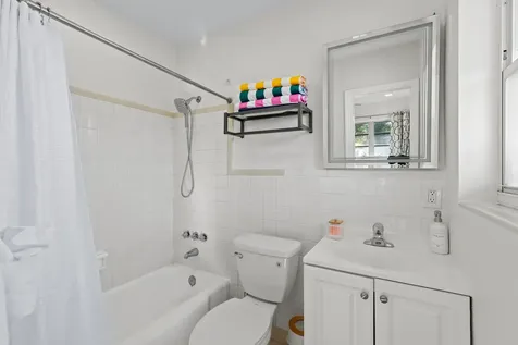 1761 NE 55th Street Fort Lauderdale FL 33334