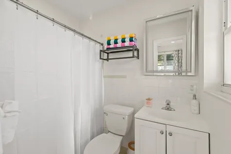 1761 NE 55th Street Fort Lauderdale FL 33334