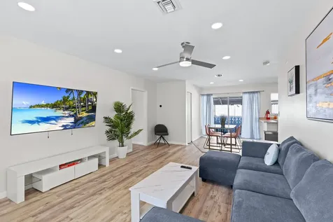 1761 NE 55th Street Fort Lauderdale FL 33334