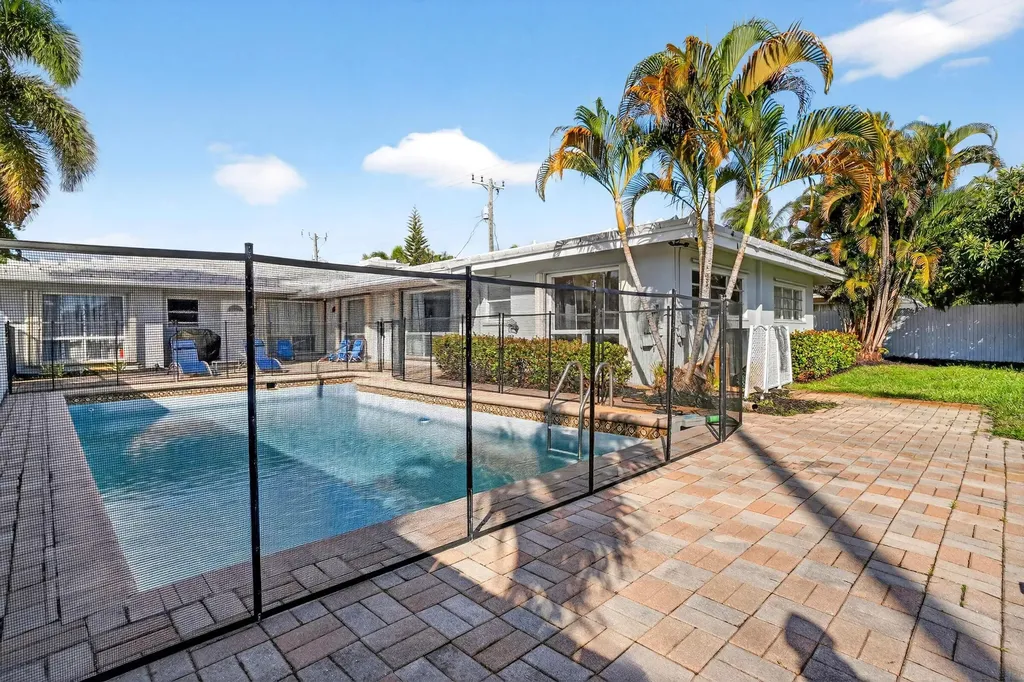 1761 NE 55th Street Fort Lauderdale FL 33334