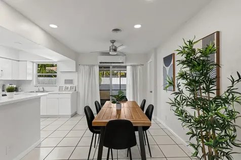 1761 NE 55th Street Fort Lauderdale FL 33334