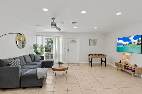 1761 NE 55th Street Fort Lauderdale FL 33334