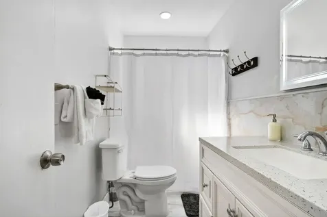 1761 NE 55th Street Fort Lauderdale FL 33334