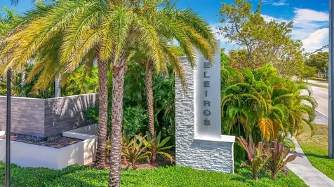 4201 Pelicano Way Deerfield Beach FL 33064