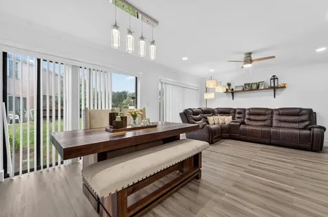 1672 Cypress Pointe Drive Coral Springs FL 33071
