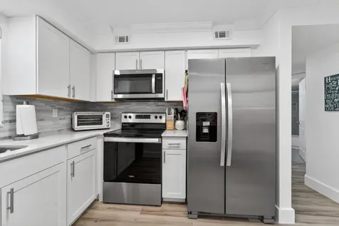 1672 Cypress Pointe Drive Coral Springs FL 33071