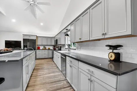 2842 Sw 4th Street Boynton Beach FL 33435