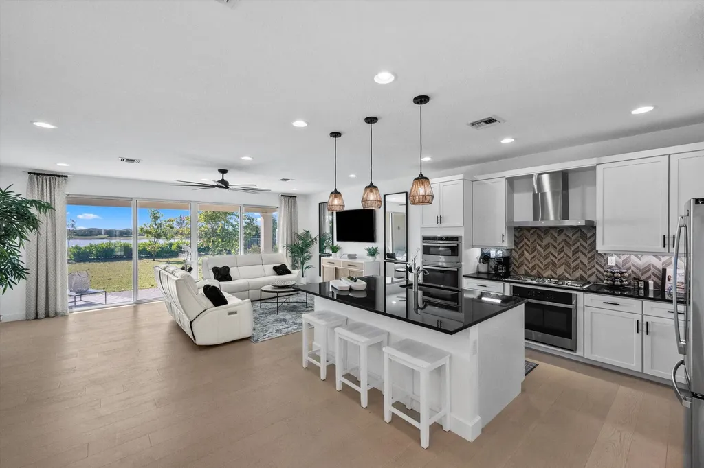 19540 Broad Shore Walk Loxahatchee FL 33470