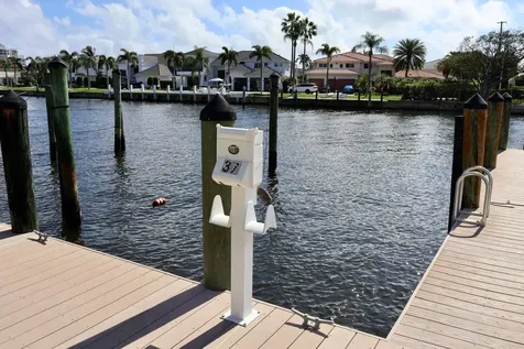 134 Harbor Circle Delray Beach FL 33483